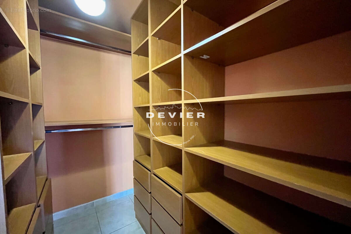 Maison à SUSSARGUES