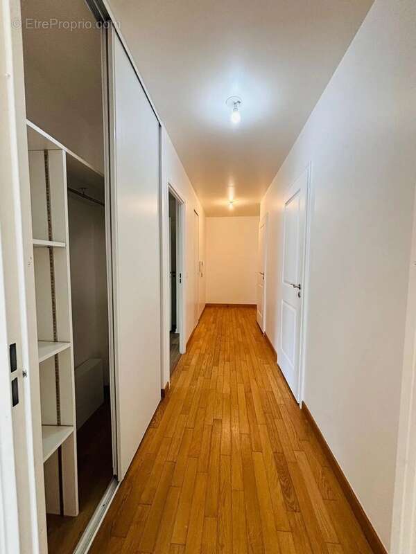 Appartement à VELIZY-VILLACOUBLAY