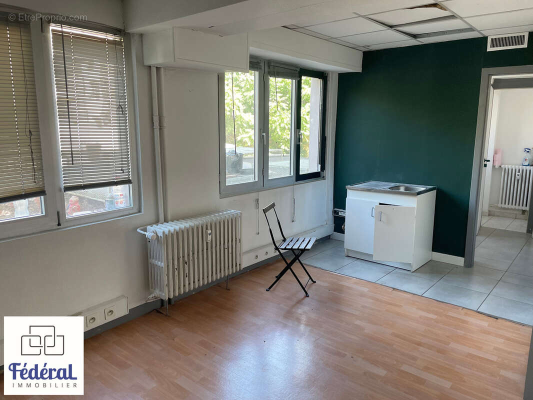 Plateau à vendre 89m2, investissement ou projet sur mesure, Strasbourg hyper centre. - photo 5