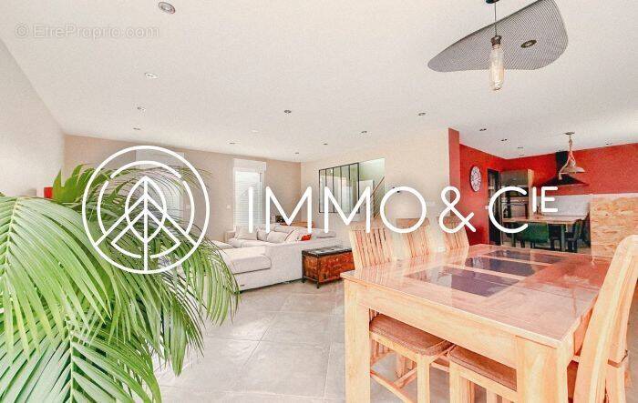 Maison à QUESNOY-SUR-DEULE