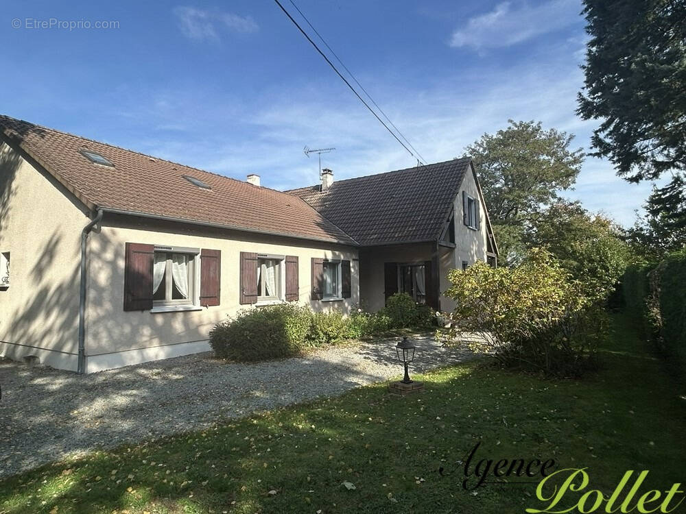 Maison à AUBIGNY-SUR-NERE