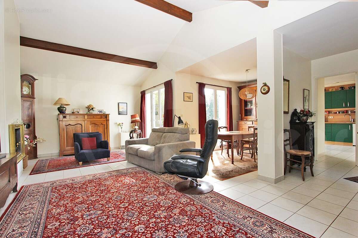 Maison à JOUY-EN-JOSAS