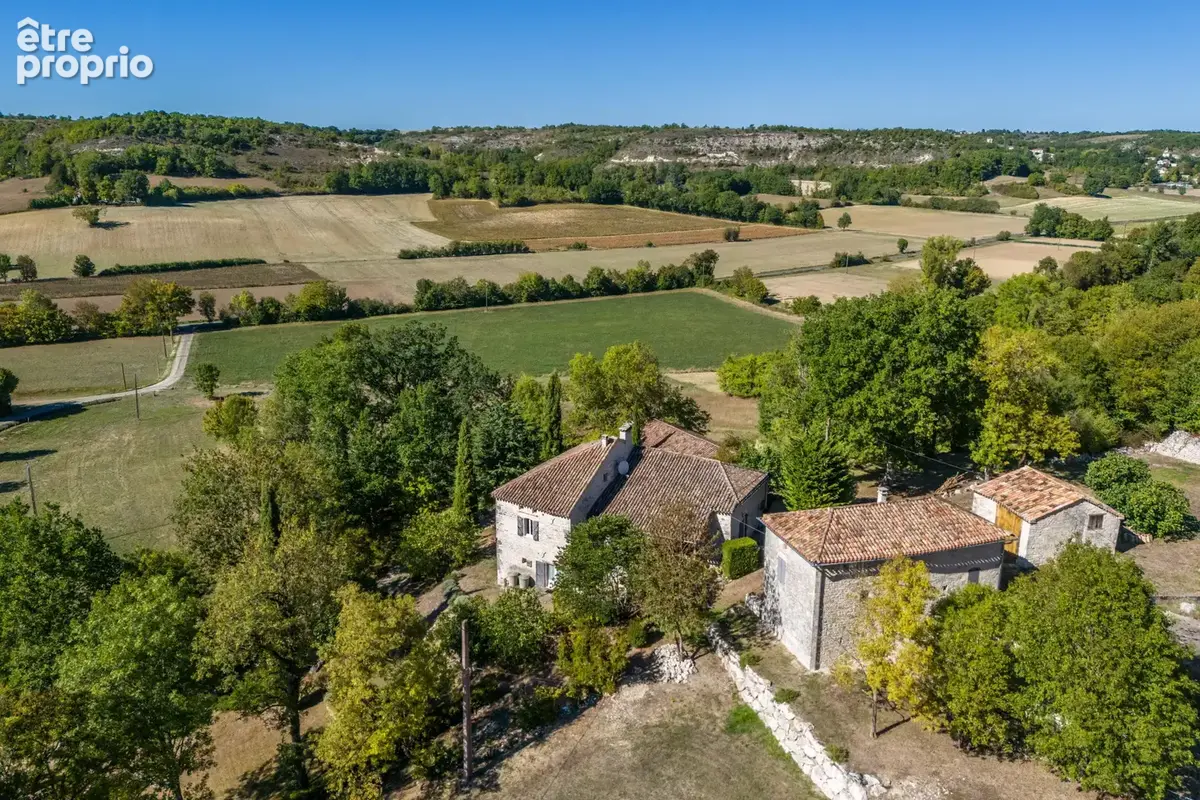 Maison de campagne avec dépendances - photo 2