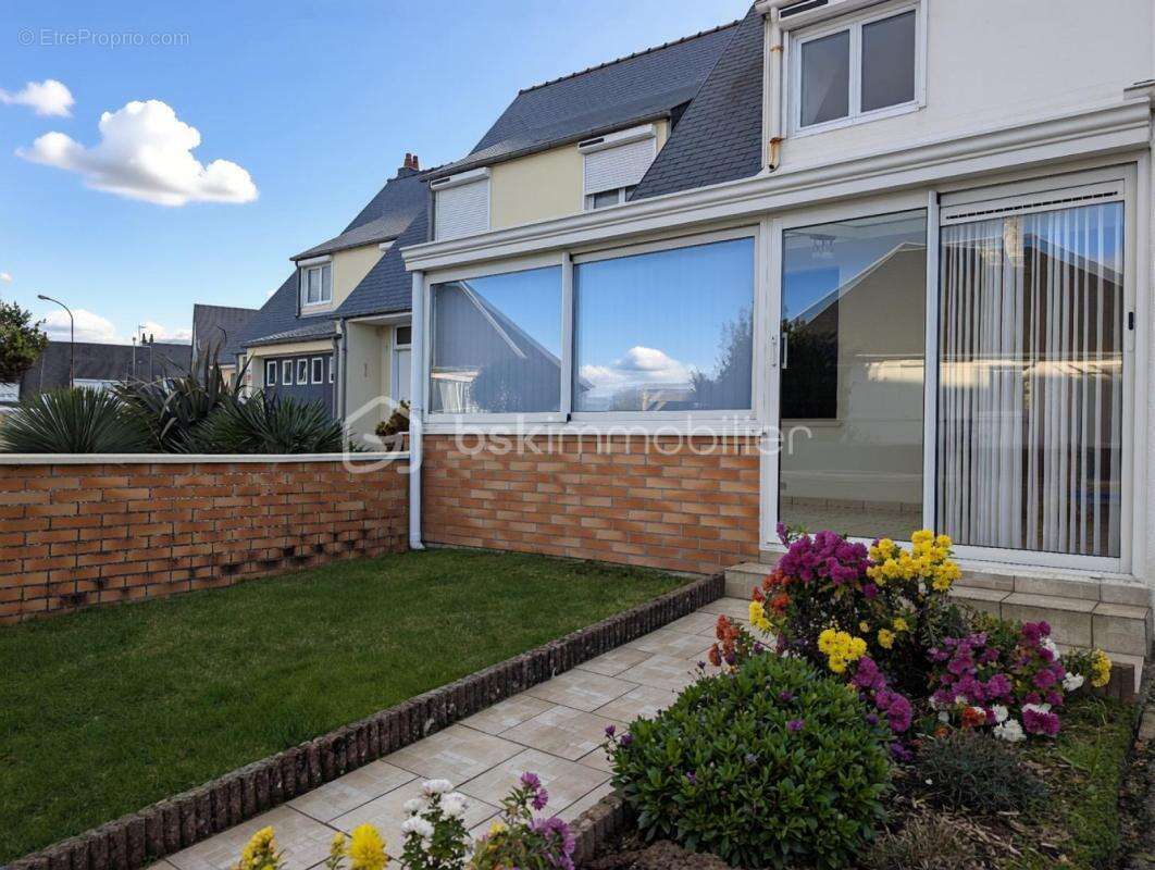 Maison à EQUEURDREVILLE-HAINNEVILLE