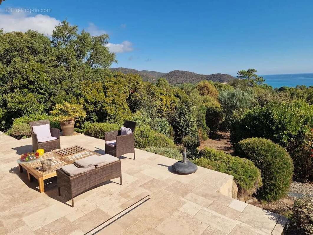 Maison à PORTO-VECCHIO