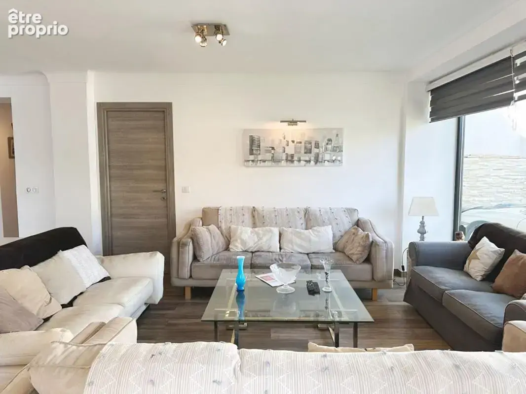 Baisse du prix !!! Villa 6P, 200 m², Cannes Stanislas – Vue mer, piscine, toit-terrasse - photo 2