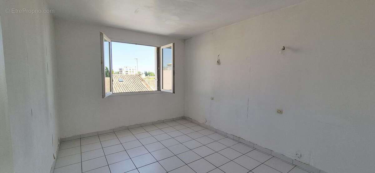 Appartement à LUNEL