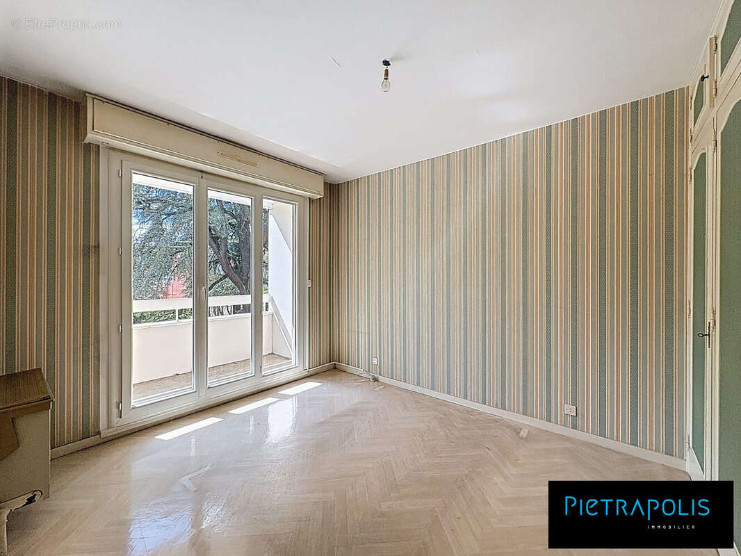 Appartement à FONTAINES-SUR-SAONE