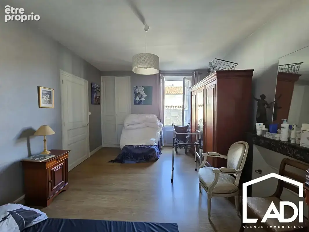 Exclusivité  - maison de ville à saint-maixent-l'école !! - photo 8