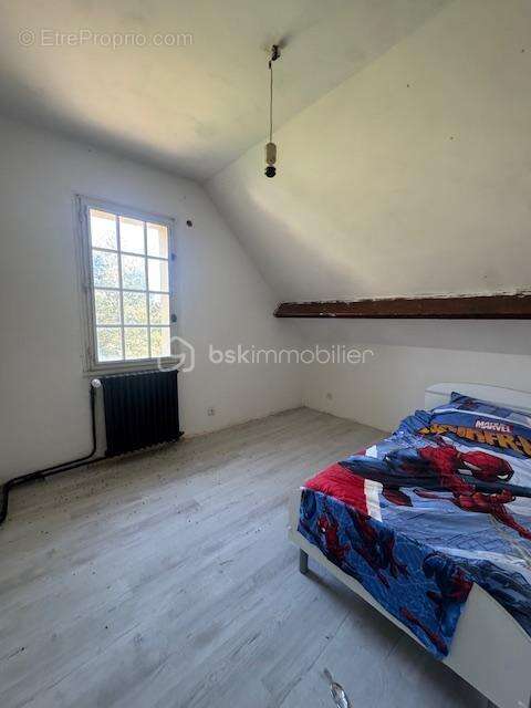 Maison à VILLECONIN