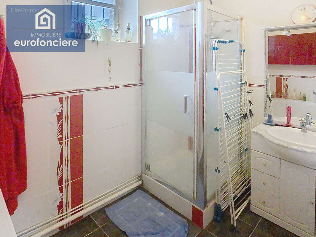 Maison à AIX-EN-OTHE