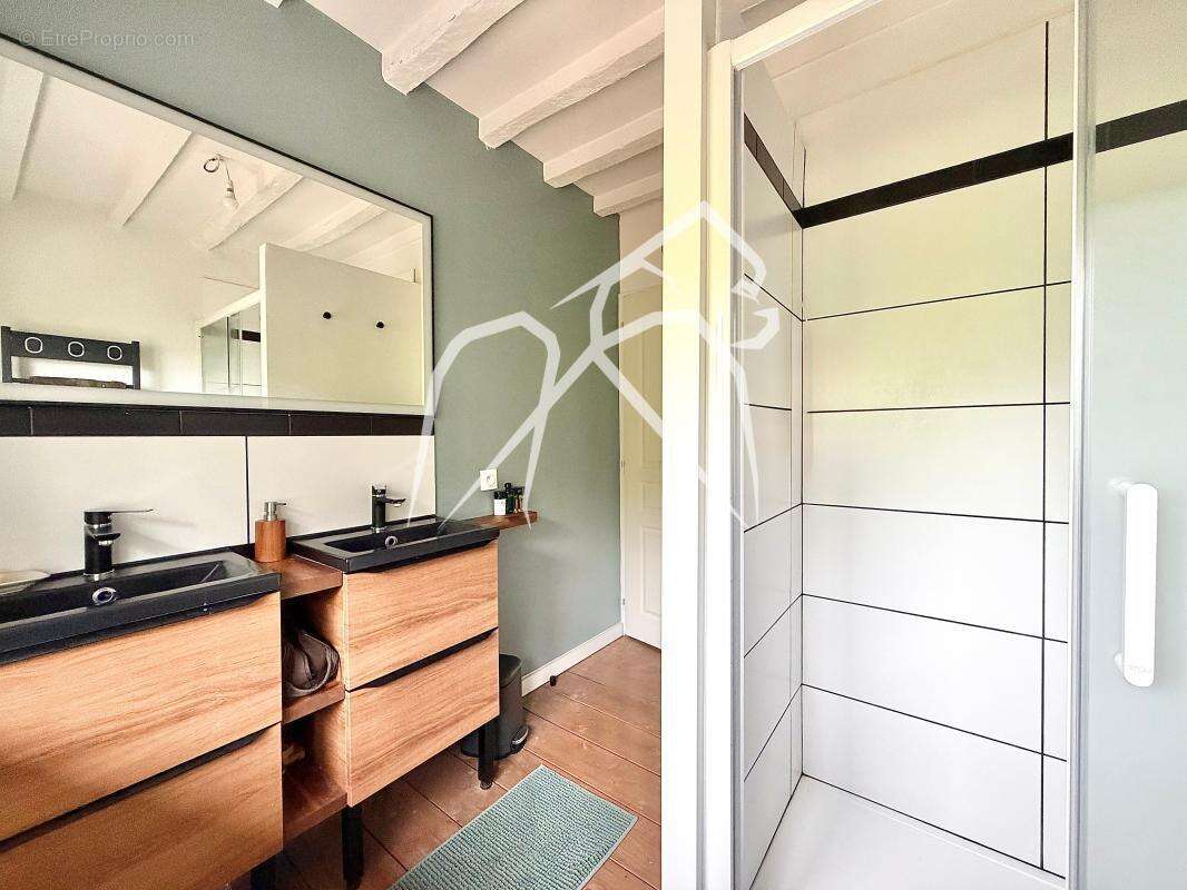 Maison à LA BOUILLE