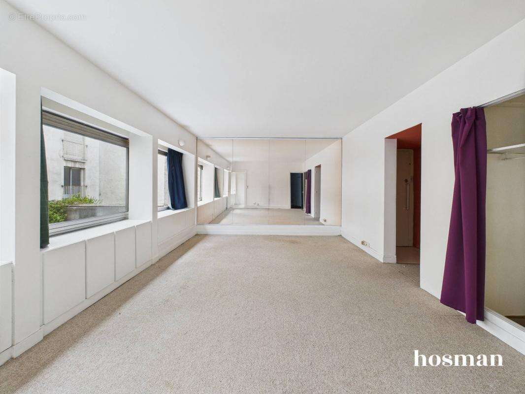 Appartement à PARIS-7E