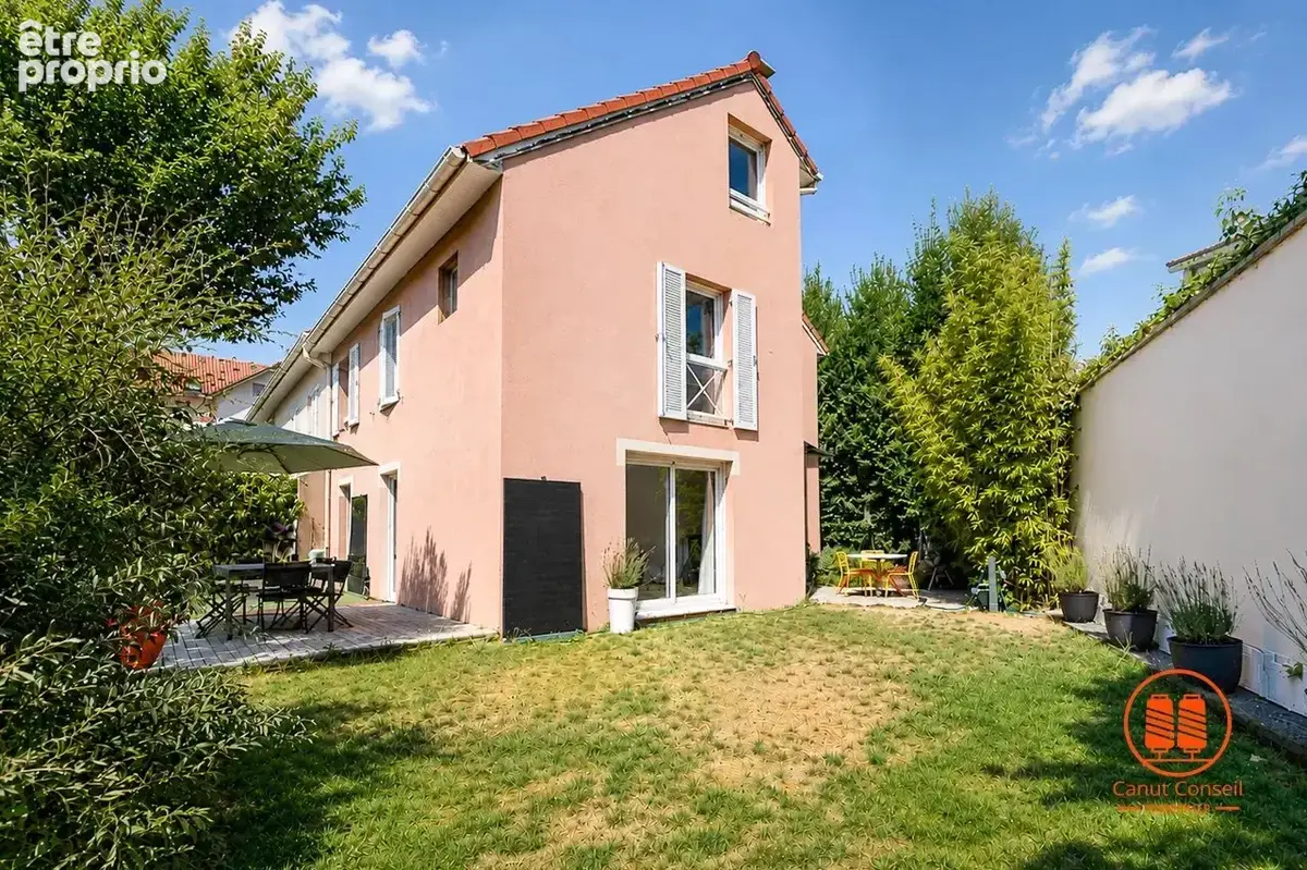 Maison de 171 m² + Jardin 180 m² + Piscine / (DPE : A et climatisation) - photo 2