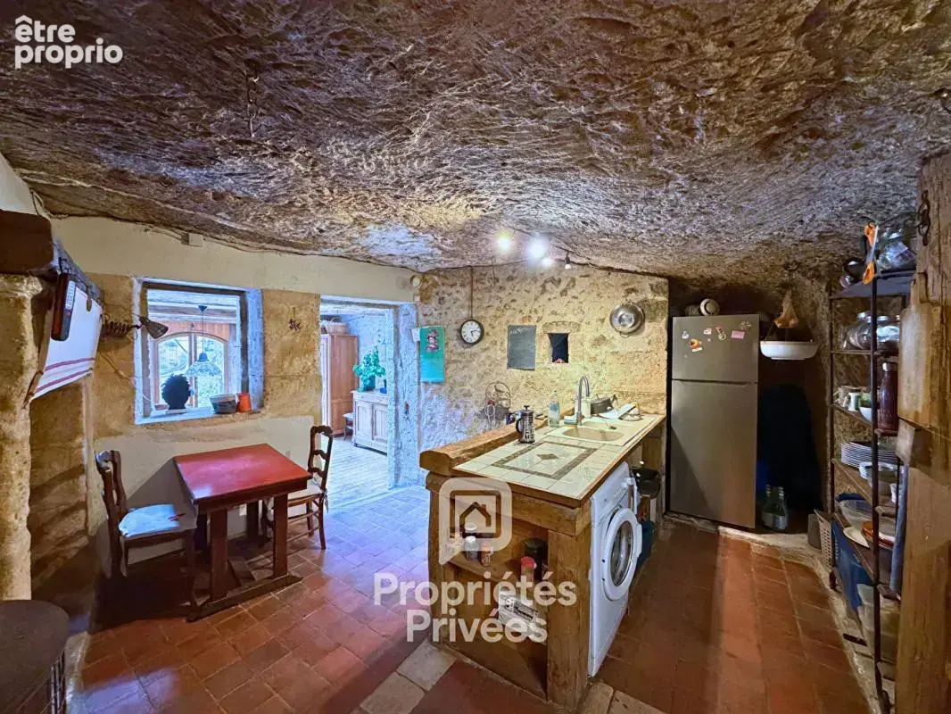 À VENDRE  37190 AZAY-LE-RIDEAU  Deux Maisons 150M²  et 86 M² jardin - photo 8