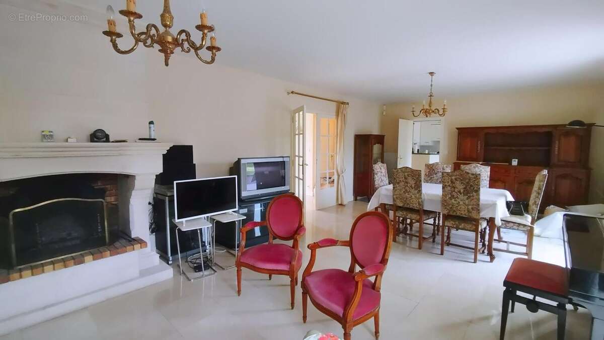 Photo 3 - Maison à FOUGERES