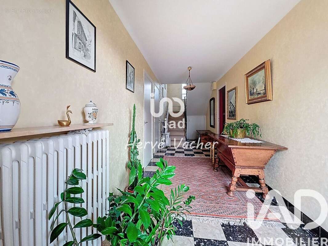 Photo 3 - Maison à BOURG-EN-BRESSE