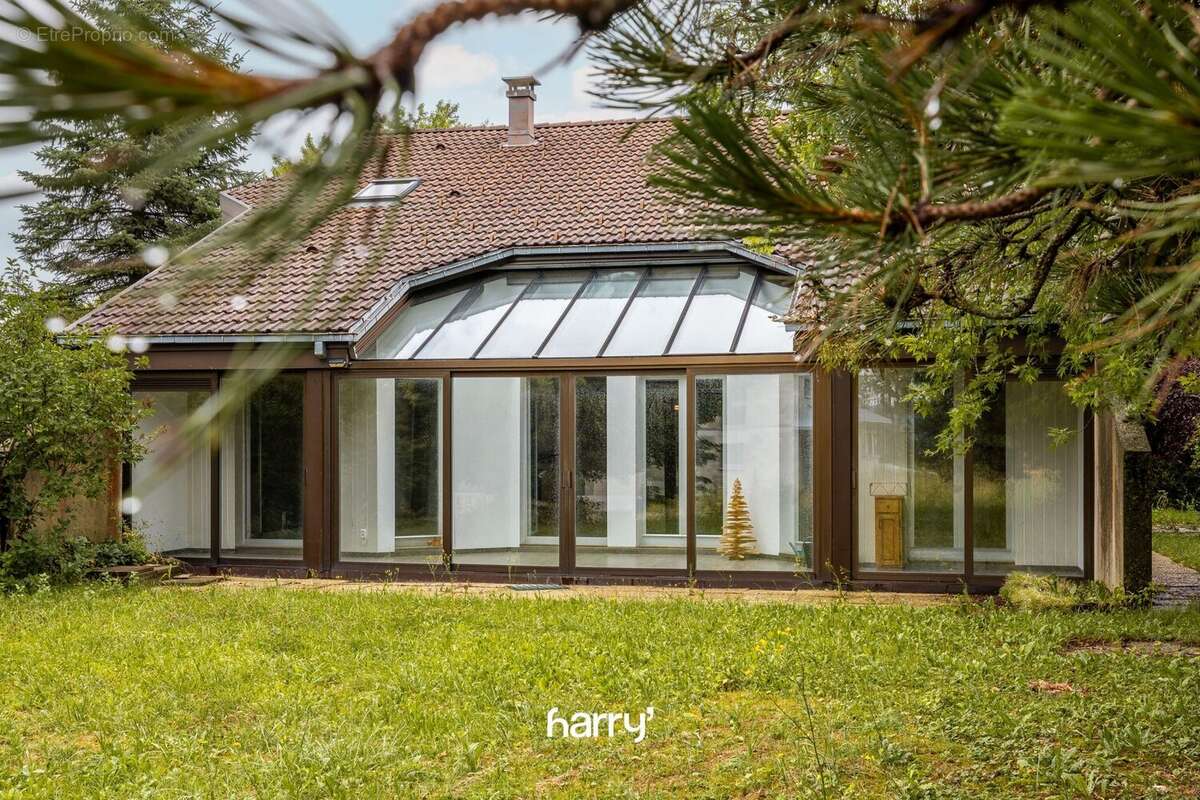 Maison à BIANS-LES-USIERS