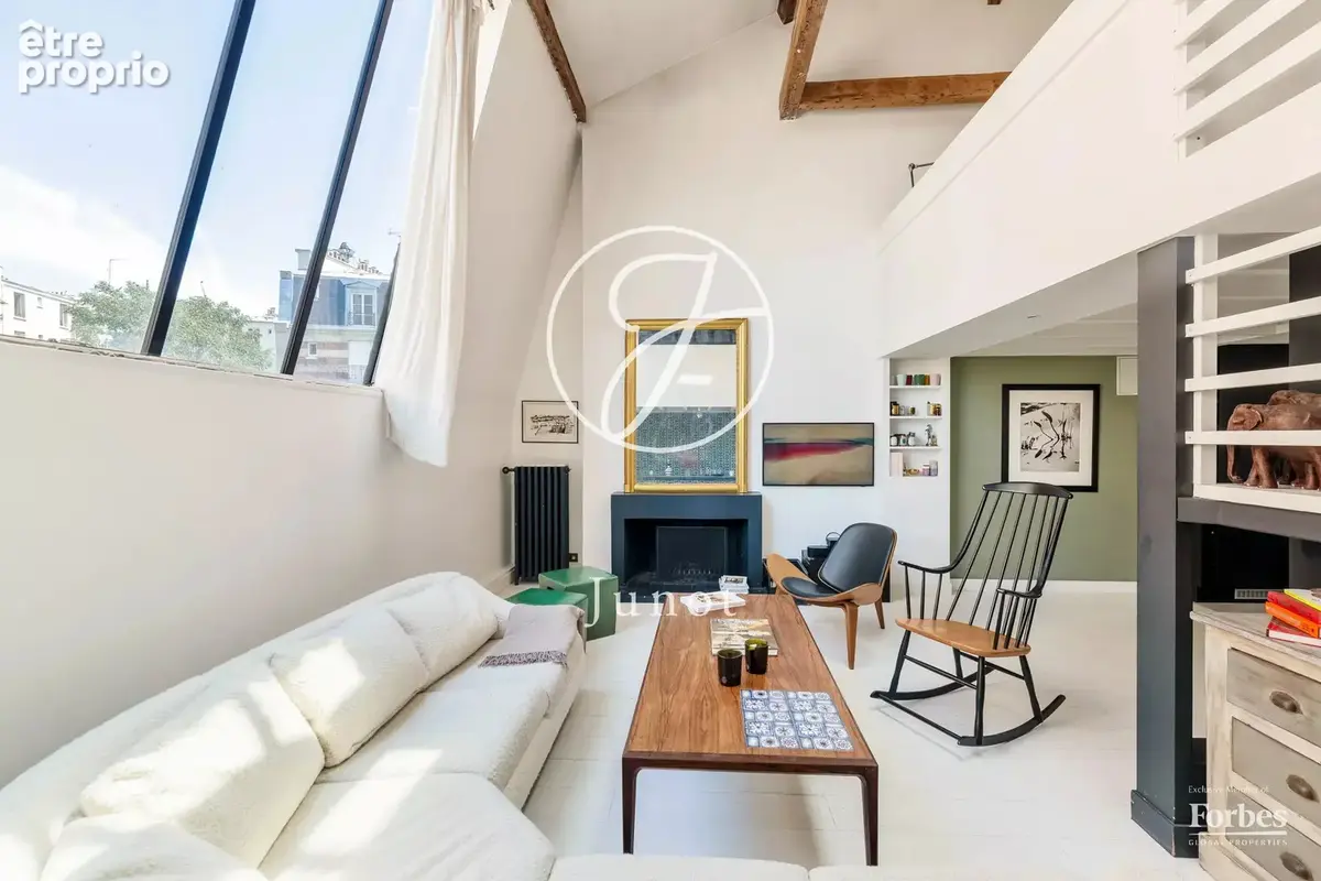 Paris 18e - MONTMARTRE / CAULAINCOURT - Atelier d'artiste - 88,26m² au sol - 77,55m² Carrez - 2 chambres - Dernier étage - photo 12