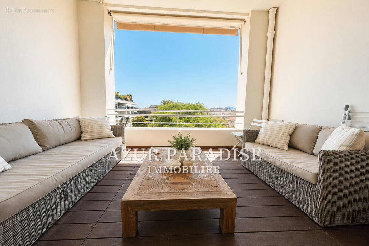 Appartement à CANNES