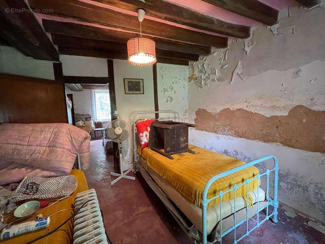 Maison à LA CHAPELLE-SUR-AVEYRON