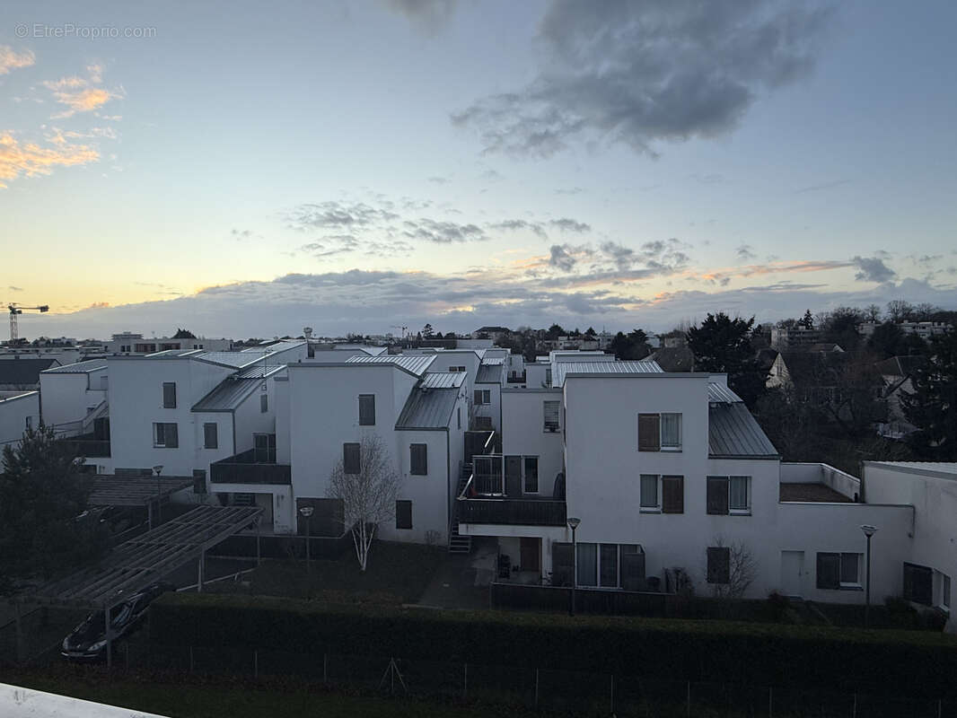 Appartement à SAINT-JEAN-DE-BRAYE