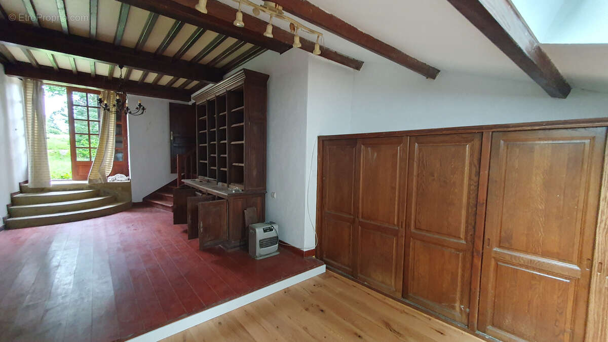 Maison à LE MASNAU-MASSUGUIES