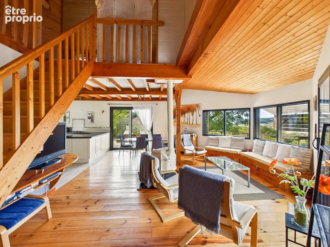 Magnifique maison en bois dans un cadre naturel d'exception - photo 12
