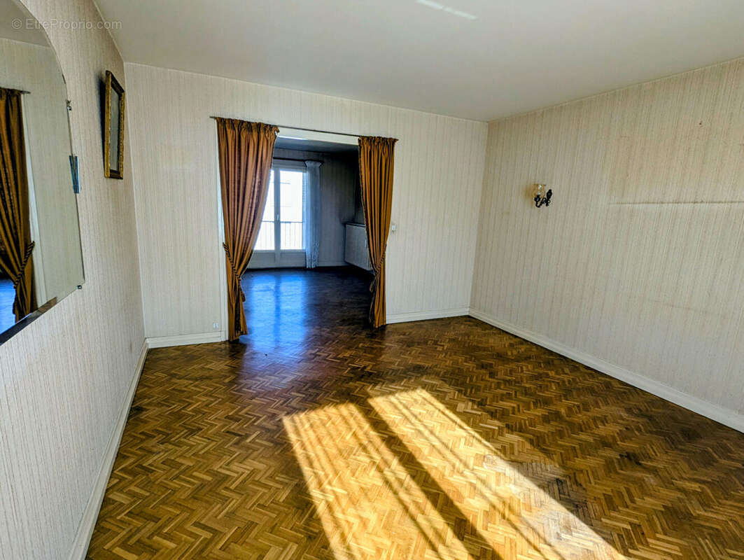 Maison à PREMERY