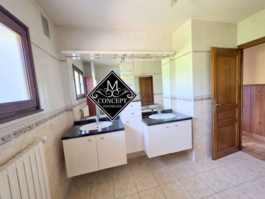 Appartement à QUINTAL