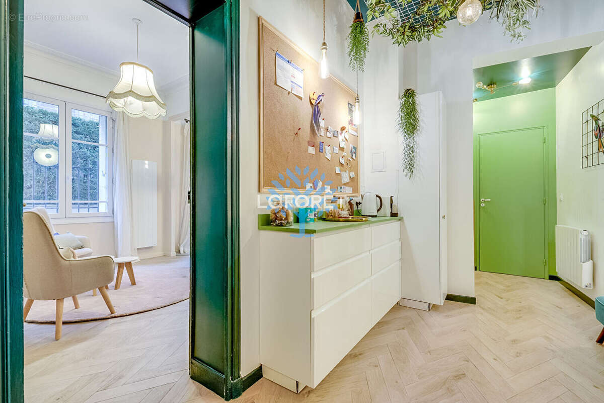 Appartement à PARIS-11E