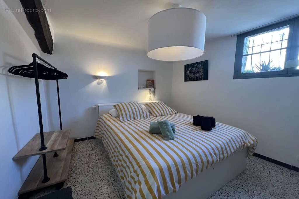 Appartement à TOURRETTES-SUR-LOUP