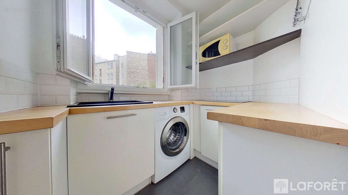 Appartement à PARIS-18E