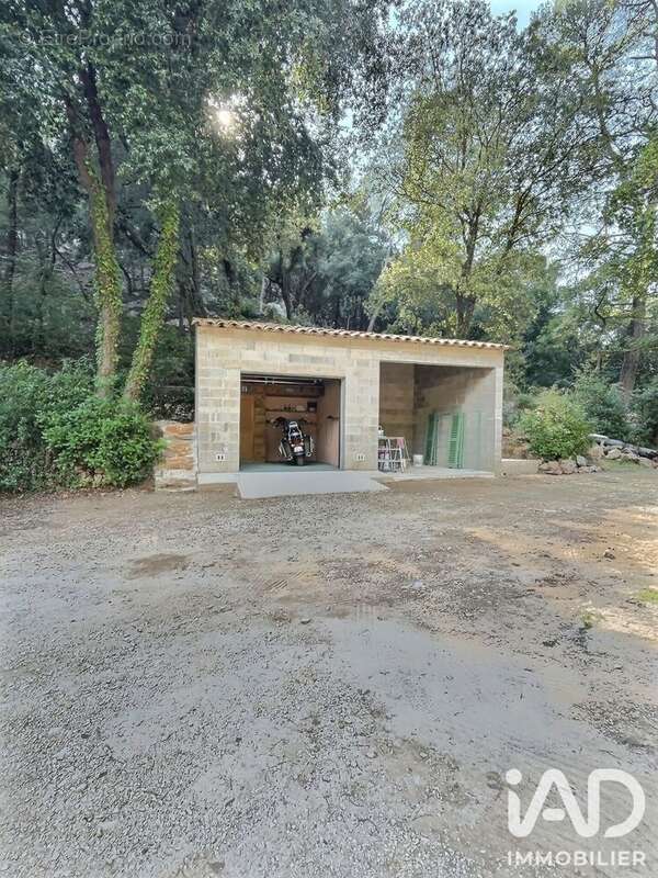 Maison 117 m² à Cuges-Les-Pins  - photo 8