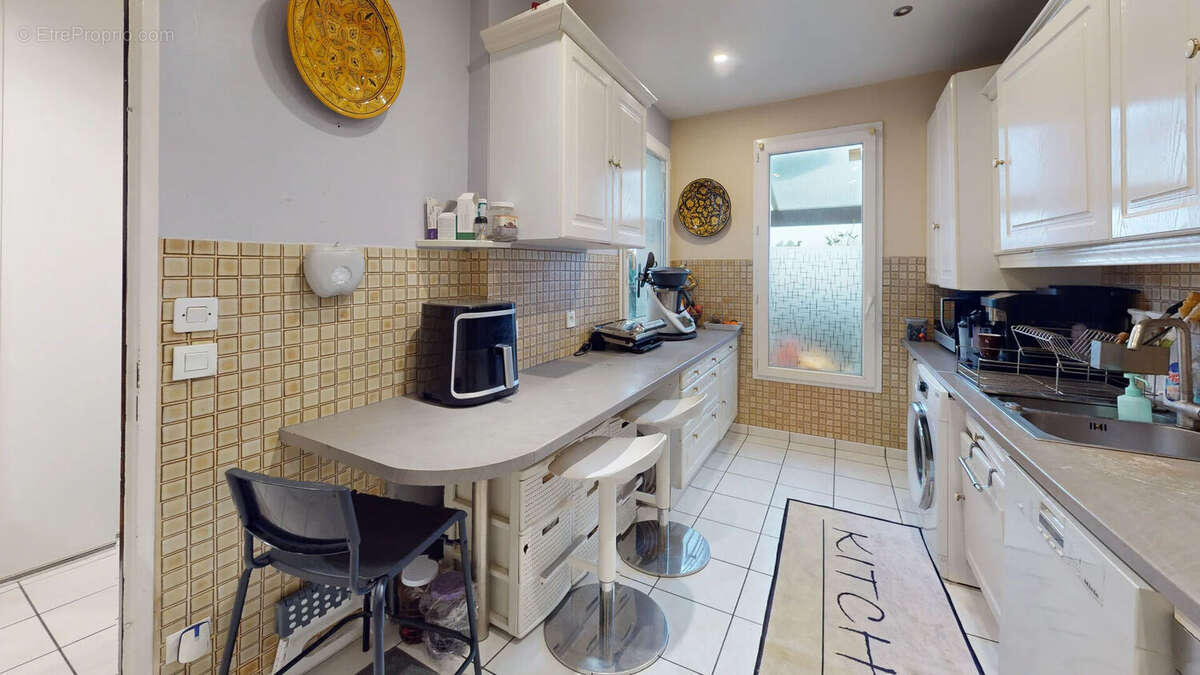 Appartement à SERRIS