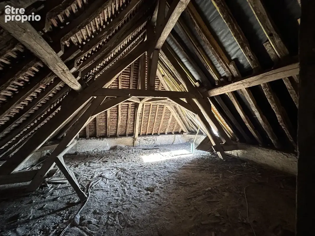 Ancienne auberge 17ème avec dépendance, jardin - Travaux à prévoir - photo 9