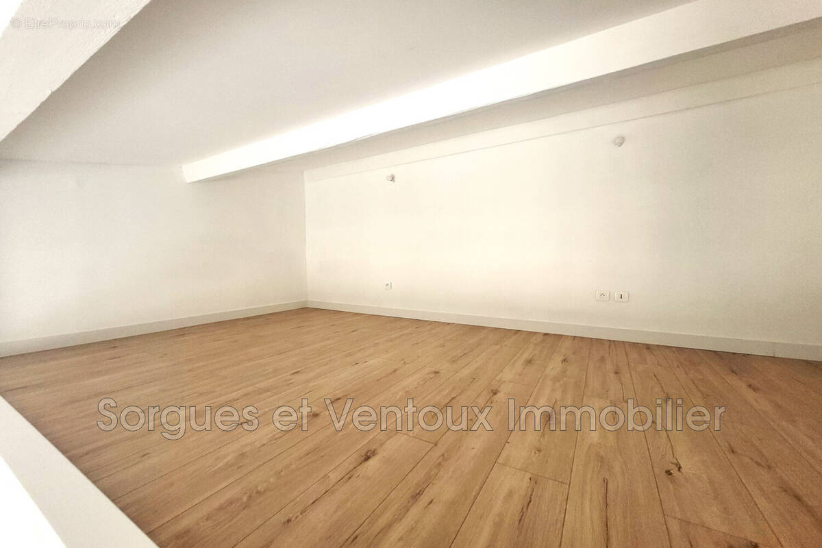 Appartement à L&#039;ISLE-SUR-LA-SORGUE