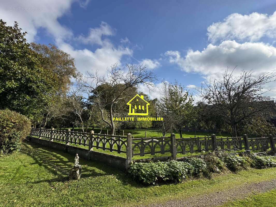 Maison à LE TILLEUL