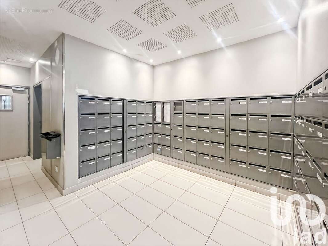 Photo 3 - Appartement à IVRY-SUR-SEINE