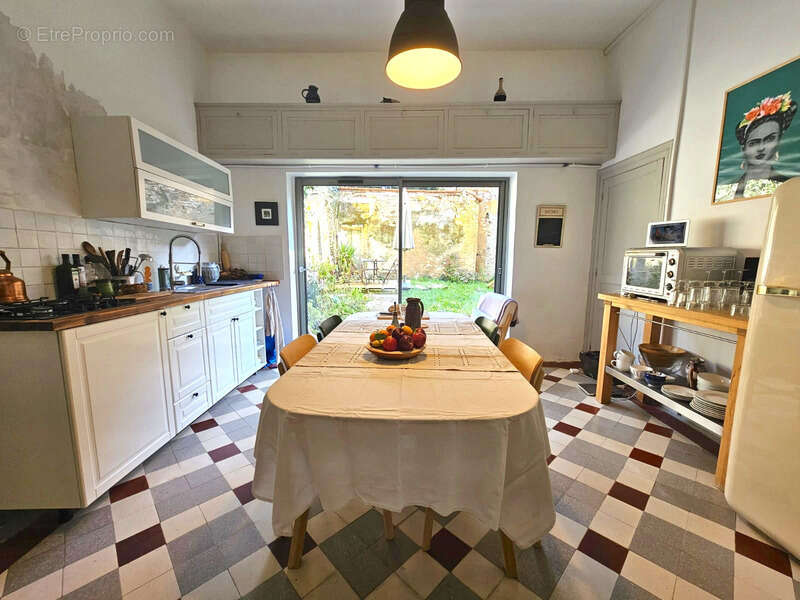 Maison à SAINT-PARDOUX-LA-RIVIERE