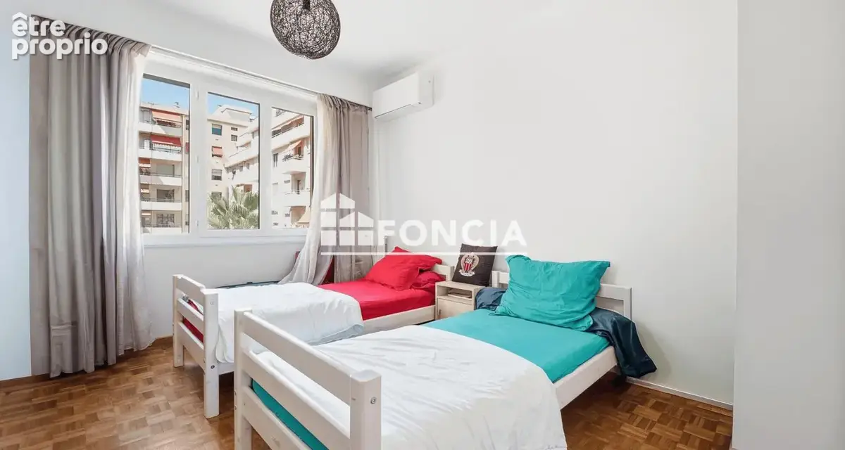 COUP DE CŒUR - Bel appartement familial 93 m² - Nombreuses Prestations - Nice Riquier - photo 4