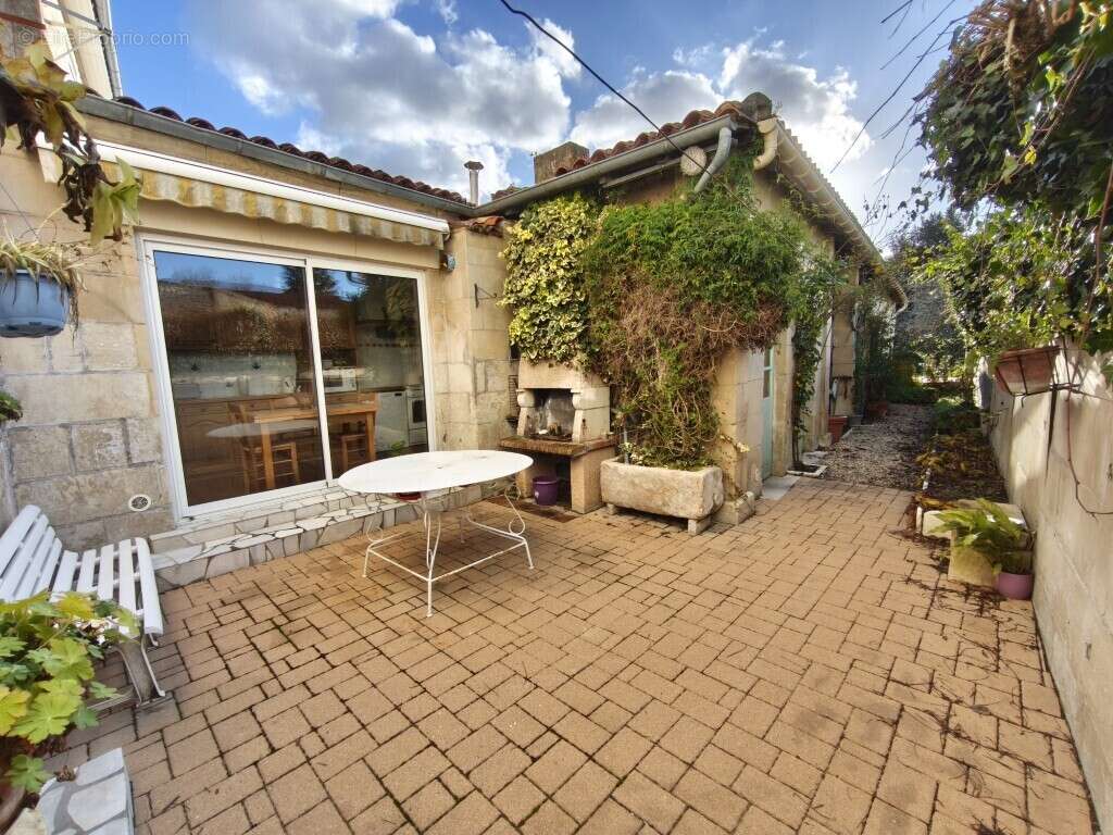 Maison à PONS