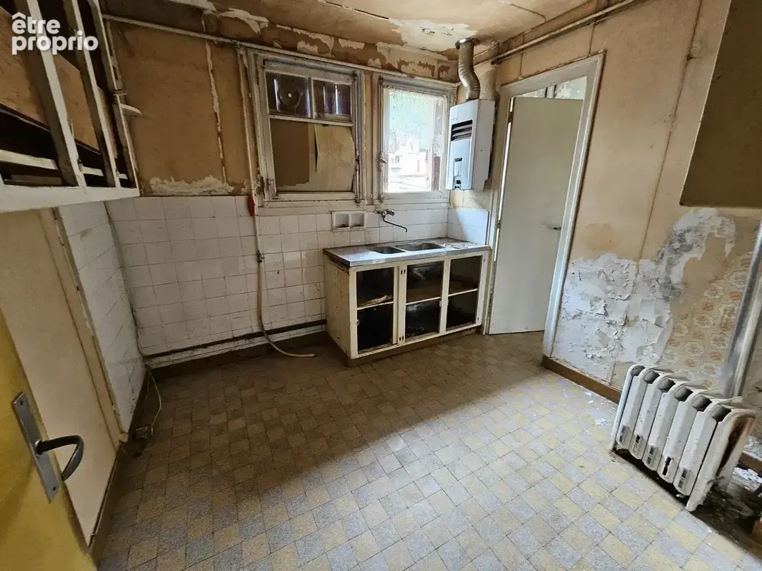 Saint-Claude, quartier SERGER, Appartement T3   55 m2   4e et dernier étage - photo 7