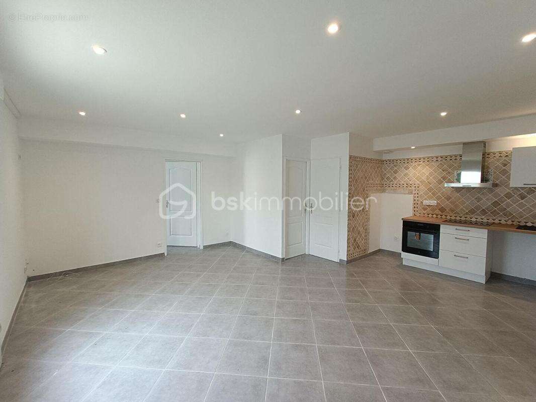 Appartement à MESCHERS-SUR-GIRONDE