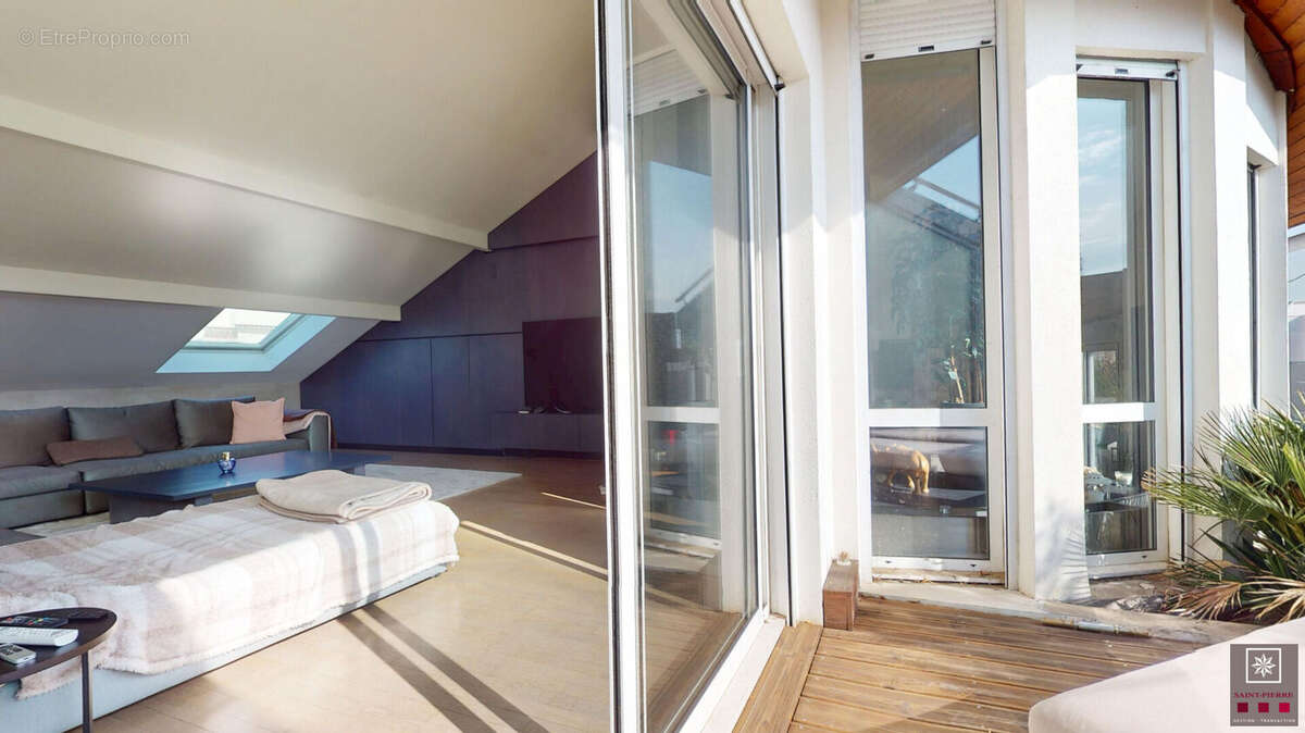 Appartement à LYON-8E
