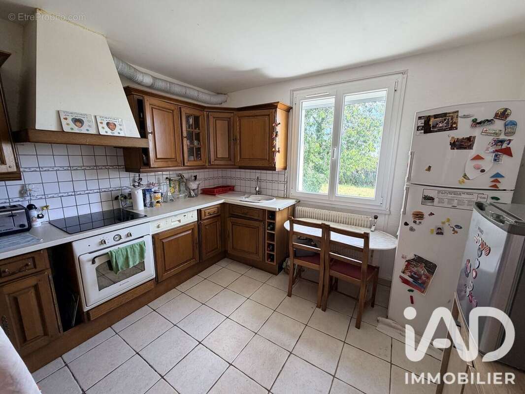 Maison 105 m² à Clos-Fontaine  - photo 7