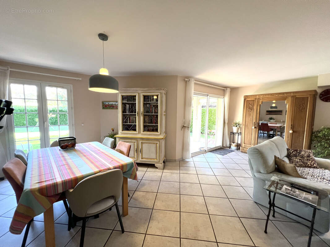 Maison à SAINT-PERAY