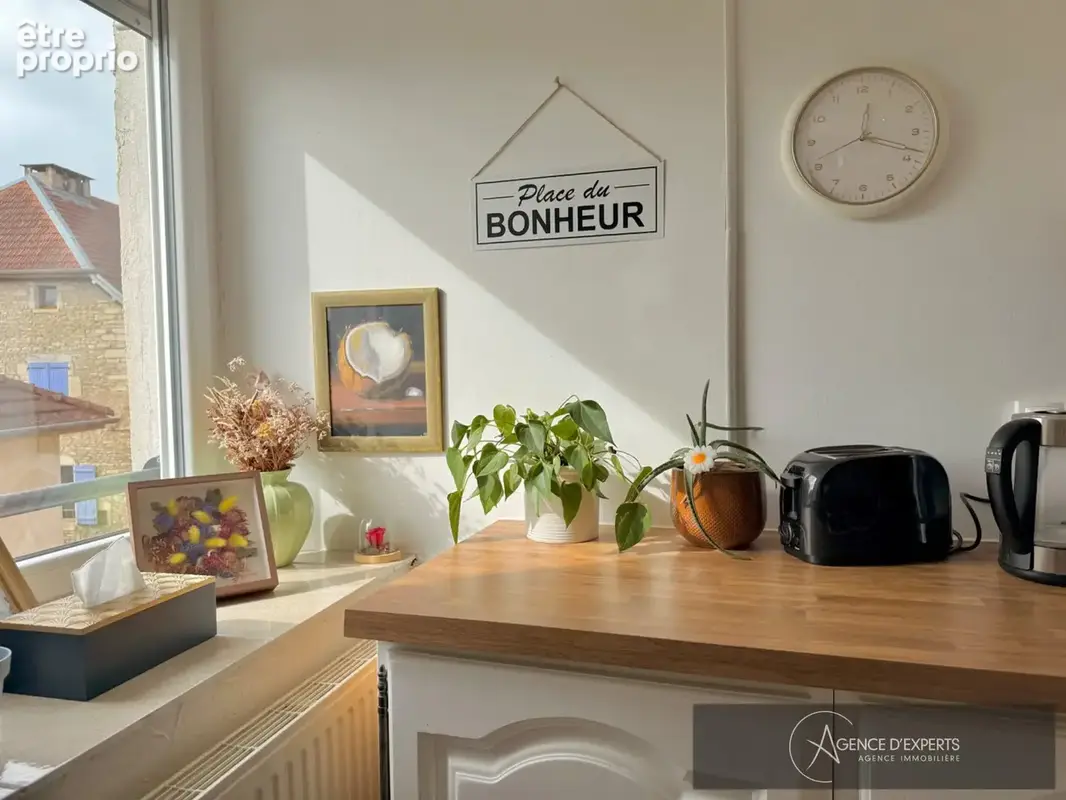 Appartement 5 pièces 102 m² à vendre à Rioz (70190) - photo 6