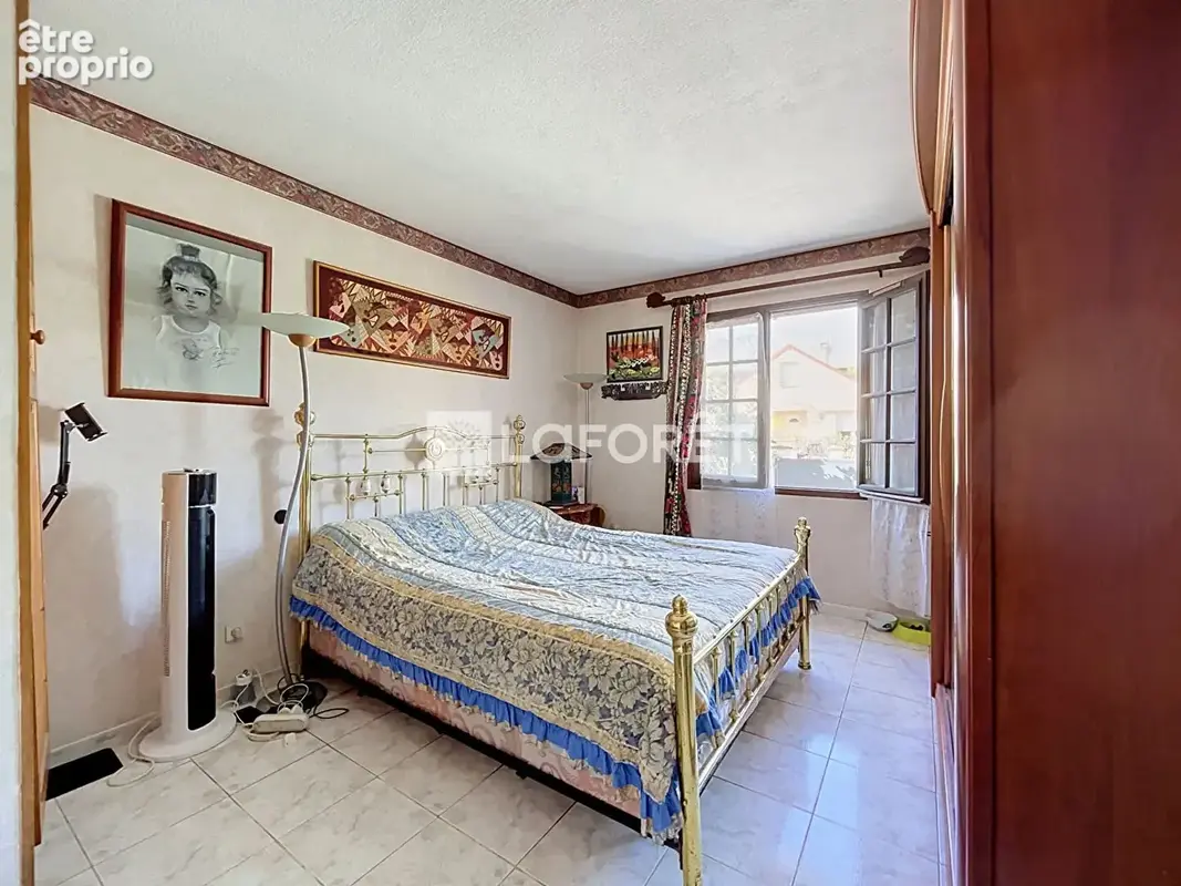 Entre Le Vésinet et Saint-Germain-en-Laye, maison familiale aux beaux volumes et 5 chambres - photo 6