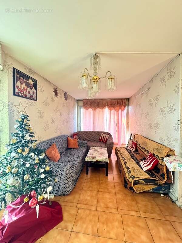 Appartement à GRIGNY